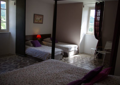 La Haute Maurelle⎥Chambre Lavande - Vue d'ensemble de la chambre