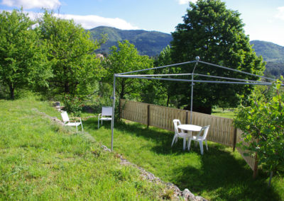 La Haute Maurelle⎥Gîte Lilas - La terrasse extérieure