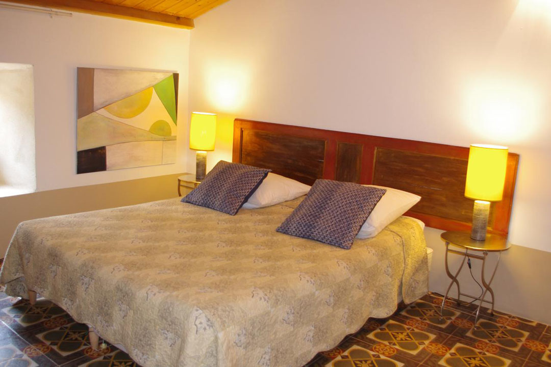 Les chambres - Chambre Romarin Les chambres - Chambre Romarin